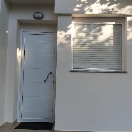 Studio Jim Volos Ngoại thất bức ảnh